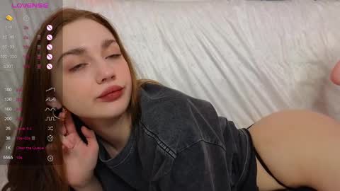 Lisa and Katerina online show from 02/25/25, 08:58