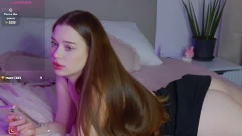 Snapshot of lisa_moons chatting on 01/25/25, 07:28 lisa_moons online show from 01/25/25, 07:28