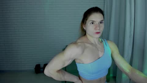 lisa online show from 10/08/25, 11:13