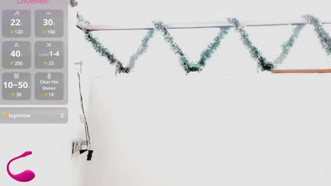 Snapshot of lisa_santoss chatting on 12/20/24, 06:35 Lisa online show from 12/20/24, 06:35