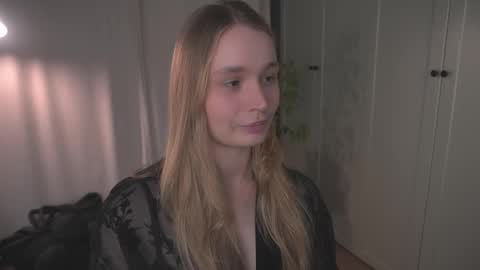 Elisabeth or Lisa online show from 02/08/26, 08:12