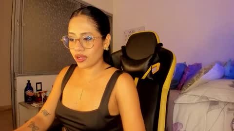 Lisa Thompson online show from 11/04/25, 02:10