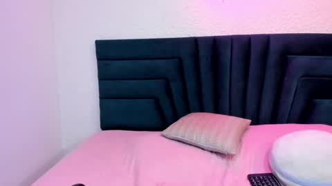 lisa white  online show from 02/04/25, 12:19