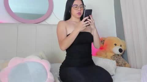 Lisa online show from 02/02/25, 12:19