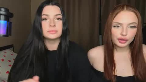 Snapshot of lisaanddenis chatting on 10/07/25, 12:35 Lisa and Den online show from 10/07/25, 12:35