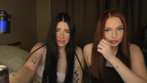 Snapshot of lisaanddenis chatting on 10/11/25, 01:31 Lisa and Den online show from 10/11/25, 01:31