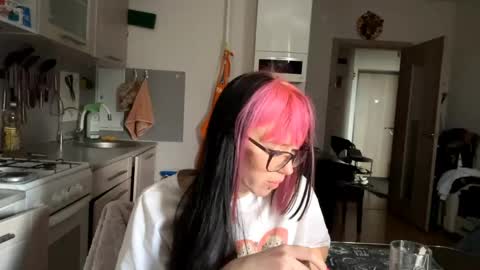 Aileen online show from 05/31/26, 07:48