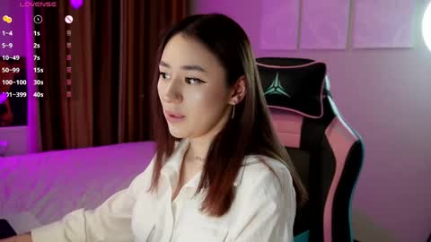   LISA   online show from 04/22/26, 05:58