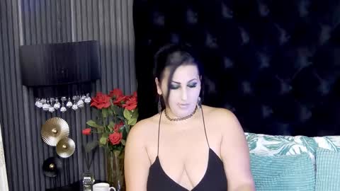 Snapshot of lisamaze chatting on 09/15/25, 05:13 SofiaHanson online show from 09/15/25, 05:13