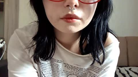 Snapshot of lisandrasteed chatting on 04/01/26, 01:41 lisandrasteed online show from 04/01/26, 01:41