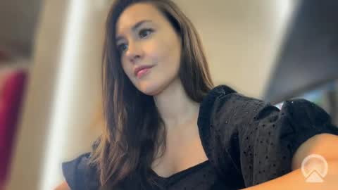 Snapshot of lisandriaaa chatting on 06/16/26, 01:47 lisandriaaa online show from 06/16/26, 01:47