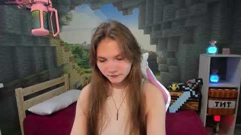 Snapshot of lisaporters chatting on 02/15/25, 04:12 Lisa online show from 02/15/25, 04:12