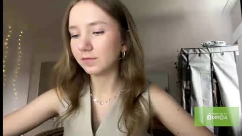 lisasmall online show from 07/18/26, 04:44