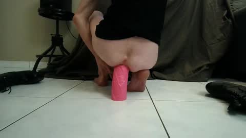 Lisa online show from 09/29/25, 05:45