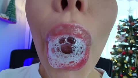 Snapshot of lisbet_21x chatting on 12/04/24, 02:37 Lisbet online show from 12/04/24, 02:37