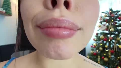 Snapshot of lisbet_21x chatting on 12/09/24, 06:03 Lisbet online show from 12/09/24, 06:03