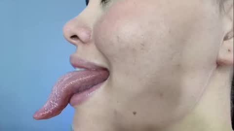 Snapshot of lisbet_21x chatting on 12/10/24, 07:00 Lisbet online show from 12/10/24, 07:00