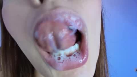 Lisbet online show from 02/11/26, 08:36