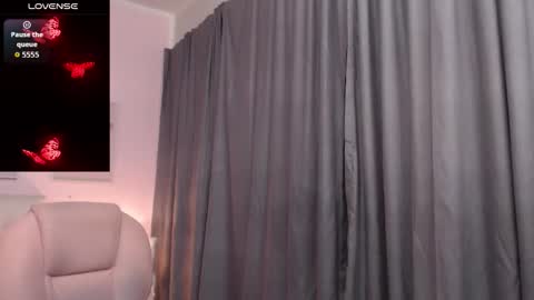 Andrea online show from 12/05/25, 01:58