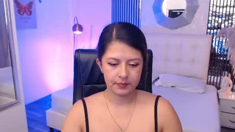 Snapshot of liss_black chatting on 06/27/26, 03:55 Andrea online show from 06/27/26, 03:55