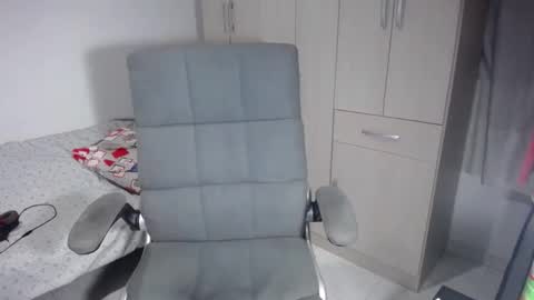 Lisa online show from 01/24/25, 12:52