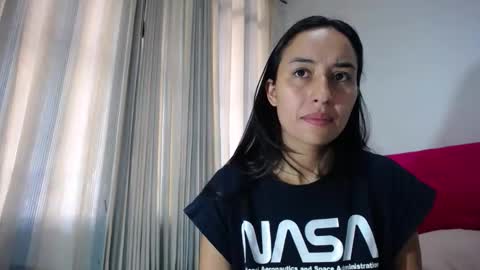 Lisa online show from 12/22/25, 12:57