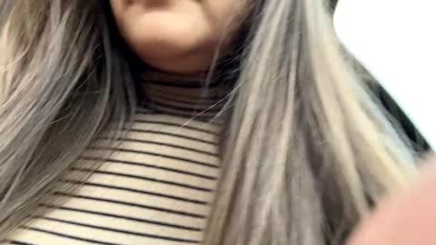 Lissa online show from 11/18/25, 09:36