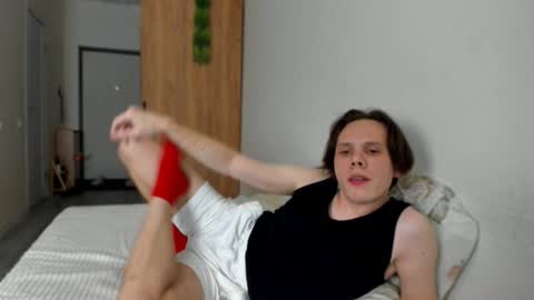 Snapshot of lissa_alfie chatting on 12/03/24, 04:03 Alfie online show from 12/03/24, 04:03