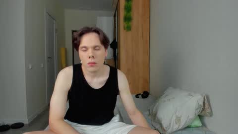 Snapshot of lissa_alfie chatting on 01/05/25, 08:00 Alfie online show from 01/05/25, 08:00