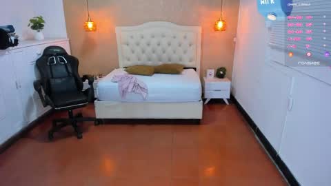 L I S S A  online show from 02/11/25, 02:46