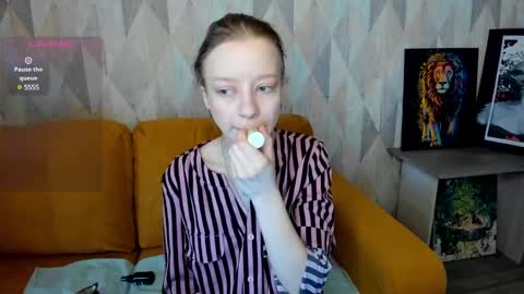 Lissa online show from 02/21/25, 07:01