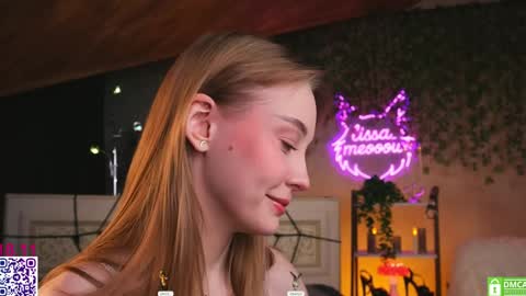 Snapshot of lissa_meooow chatting on 11/18/25, 05:45 your Liza again. Next stream Dec. 1 at 2 or 3 GMT online show from 11/18/25, 05:45