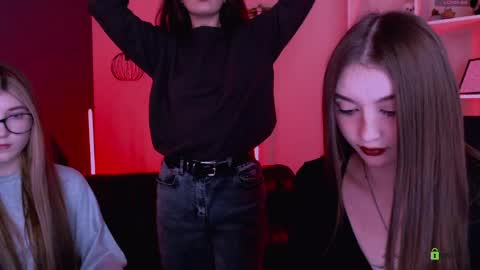 lissa_night online show from 03/21/26, 08:45