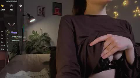 lissa_rose online show from 03/17/26, 07:06