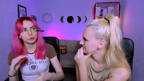 Snapshot of lissa_veils chatting on 03/31/26, 02:17 lissa online show from 03/31/26, 02:17