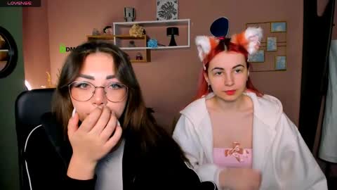 Snapshot of lissa_veils chatting on 04/13/26, 05:46 lissa online show from 04/13/26, 05:46