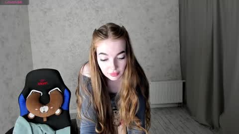 Snapshot of lissacain chatting on 12/04/24, 03:48 Lissa online show from 12/04/24, 03:48