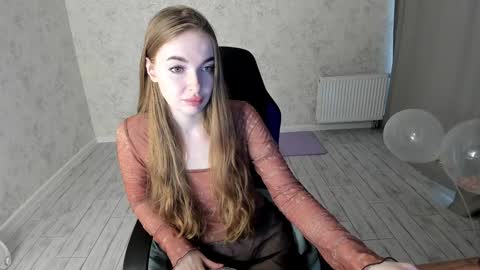 Snapshot of lissacain chatting on 02/06/25, 09:43 Lissa online show from 02/06/25, 09:43