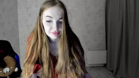 Snapshot of lissacain chatting on 03/01/25, 11:50 Lissa online show from 03/01/25, 11:50