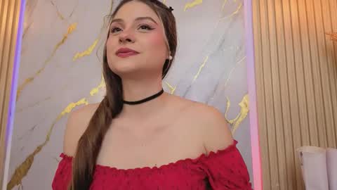 LISSA DUPONT online show from 11/18/25, 08:02