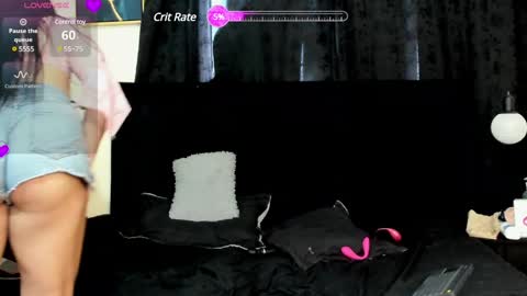 Snapshot of lissandthor chatting on 12/21/24, 01:32 Natalia and alejandro online show from 12/21/24, 01:32