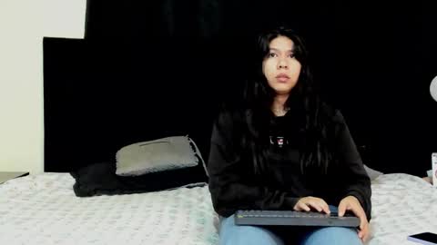 Snapshot of lissandthor chatting on 10/07/25, 10:34 Natalia and alejandro online show from 10/07/25, 10:34