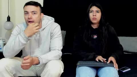Natalia and alejandro online show from 12/21/25, 10:22