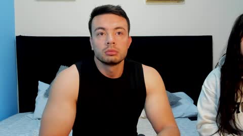 Natalia and alejandro online show from 04/22/26, 09:44