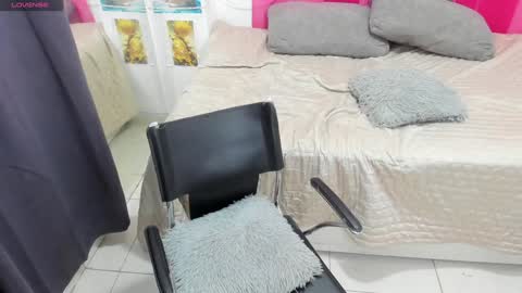 lissa online show from 01/14/25, 01:58