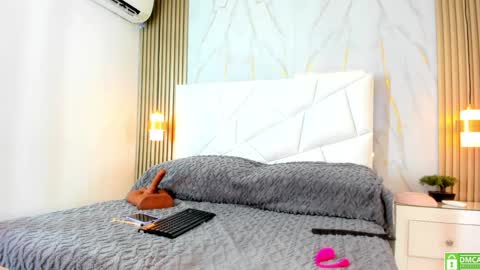 Snapshot of lissetlong69 chatting on 01/23/25, 06:06 Lisseth Long online show from 01/23/25, 06:06