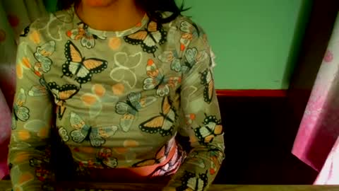 Snapshot of lisstaylor chatting on 01/08/25, 03:07 Liss online show from 01/08/25, 03:07