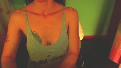 Snapshot of lisstaylor chatting on 02/04/25, 03:26 Liss online show from 02/04/25, 03:26