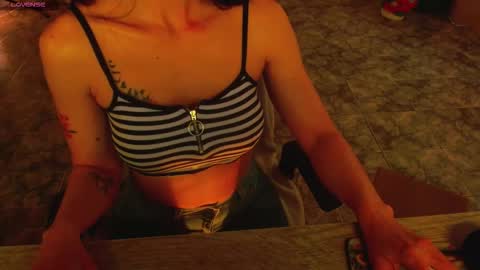 Snapshot of lisstaylor chatting on 11/19/25, 03:45 Liss online show from 11/19/25, 03:45