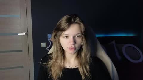 Snapshot of litabrom chatting on 10/03/25, 01:46 Lena online show from 10/03/25, 01:46